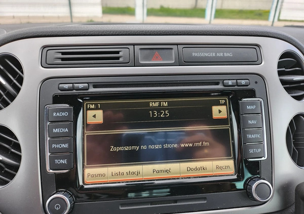 Volkswagen Tiguan cena 53900 przebieg: 207600, rok produkcji 2015 z Piła małe 596